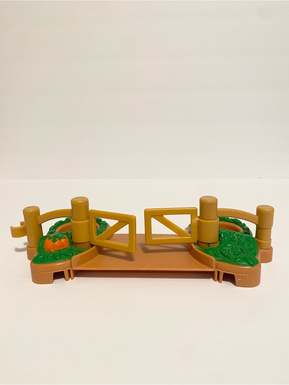 Little People Train Gate Fence Pumpkin Fall Halloween Farm Vintage Toy 4/$20 🛑